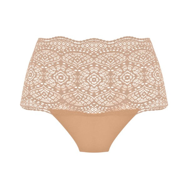 Smuk beige farvede Lace Ease full brief i one size.