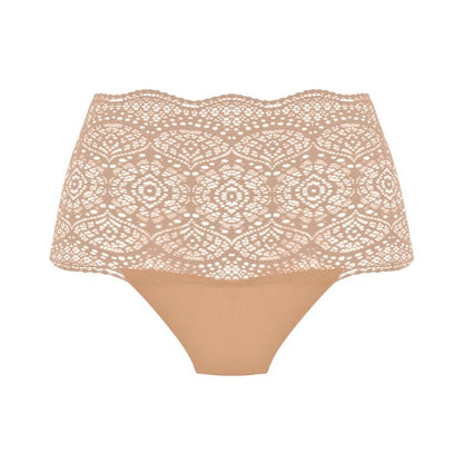 Smuk beige farvede Lace Ease full brief i one size.