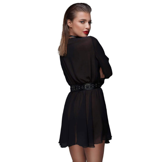 Noir Handmade, Muse chiffon kjole - Elegant chiffonkjole fra Noir Handmade fremhæver med eco-læderbælte og choker. En fusion af trend og komfort. Dens design imponerer.