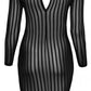 Noir Handmade, Decadence stribet kjole - Den subtile rygudskæring og fremtrædende knap fremhæver formen. Komfortabelt og fleksibelt materiale. Fremstå bemærkelsesværdigt i denne kjole.